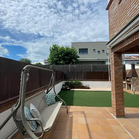 מלון Casa Con Piscina Cerca De La Playa