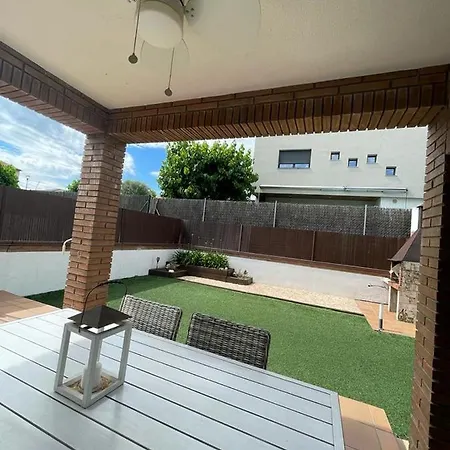 Casa Con Piscina Cerca De La Playa 4* וידררס