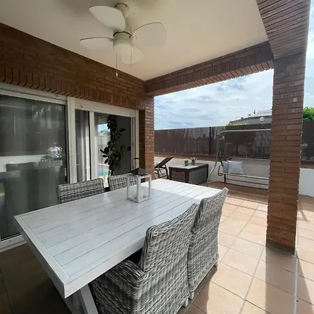 Casa Con Piscina Cerca De La Playa 4* וידררס